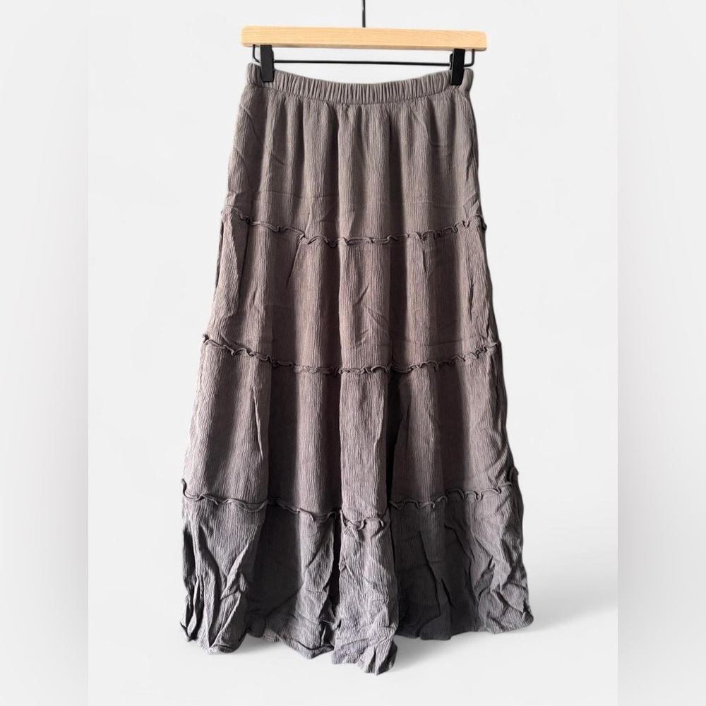 HOLLISTER TIERED GRAY MAXI SKIRT